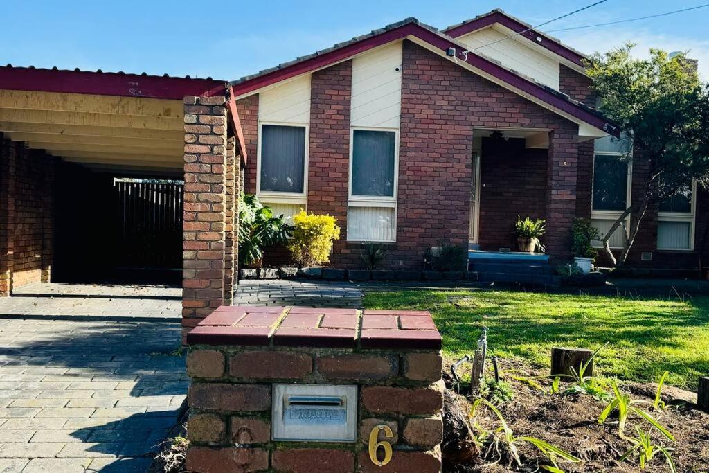 Holiday home Cosy Vintage Craigieburn